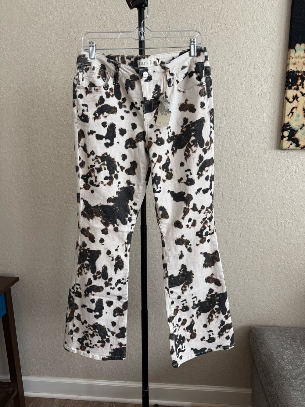 Dakota Blue Ivory & Black Cowprint Flare Jeans - 7/28 - Picture 7 of 8